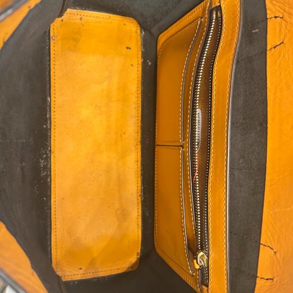 Dooney & Bourke Medium Shannon Tote Pebble Grain Leather – Brown - Picture 4 of 6